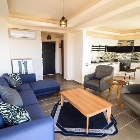 Charming With Lovely View And Shared Pool In * فتحية