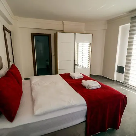 بيت للعطل Charming With Lovely View And Shared Pool In